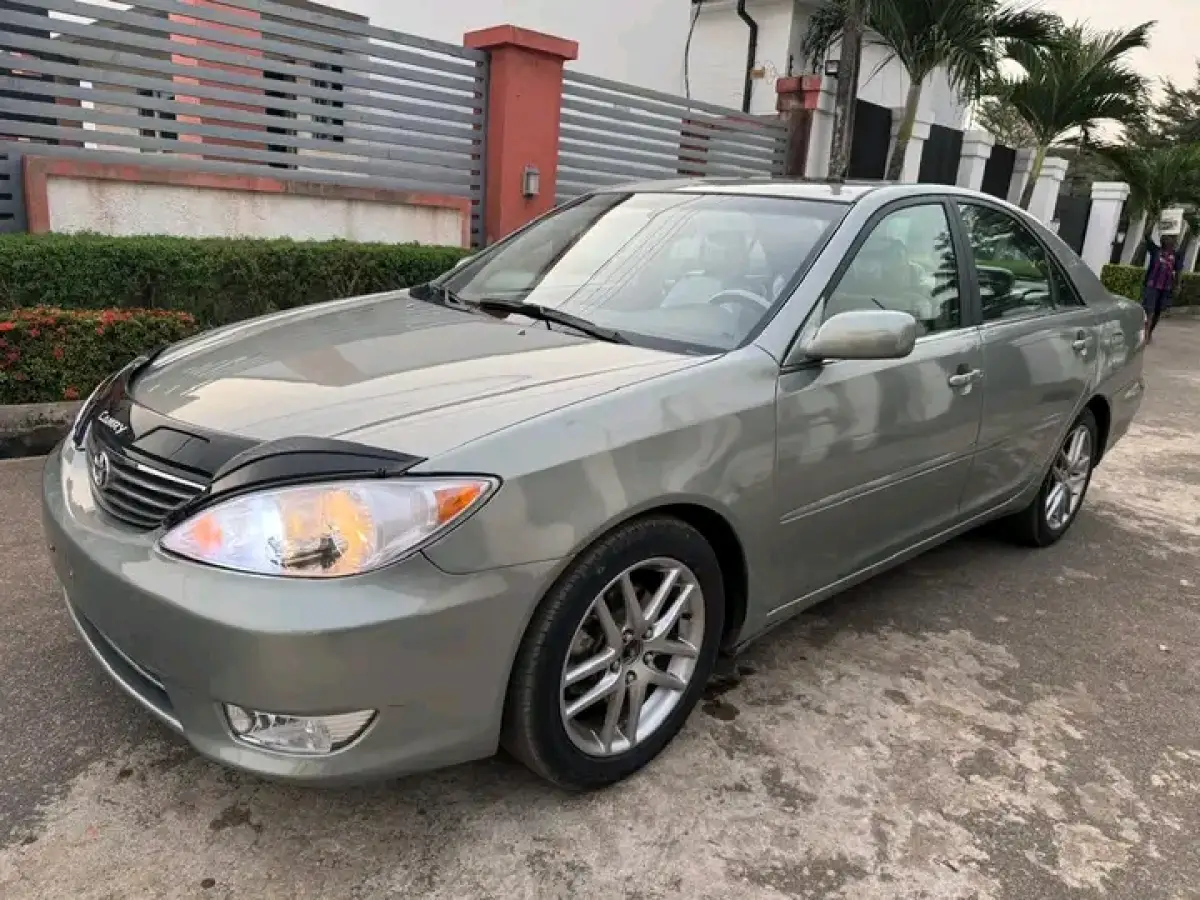 2006 Toyota Camry - Image 3