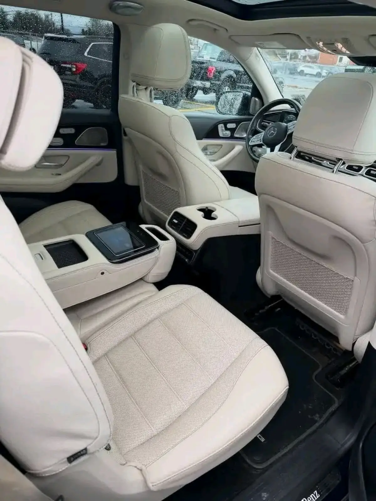 Mercedes Benz GLS 580 - Image 3