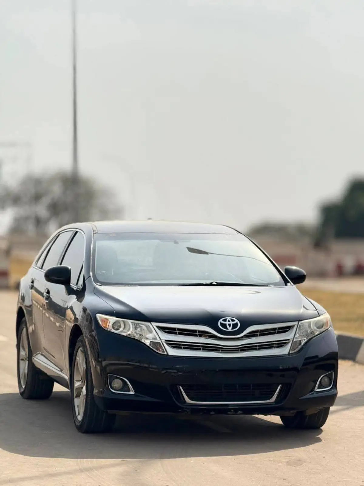 Foreign Toyota venza - Image 2