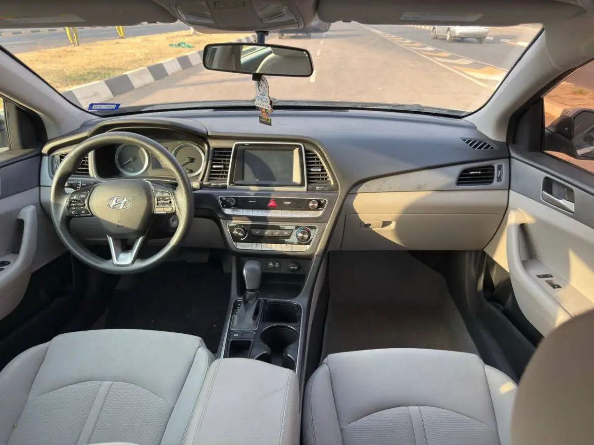 Hyundai sonata - Image 5