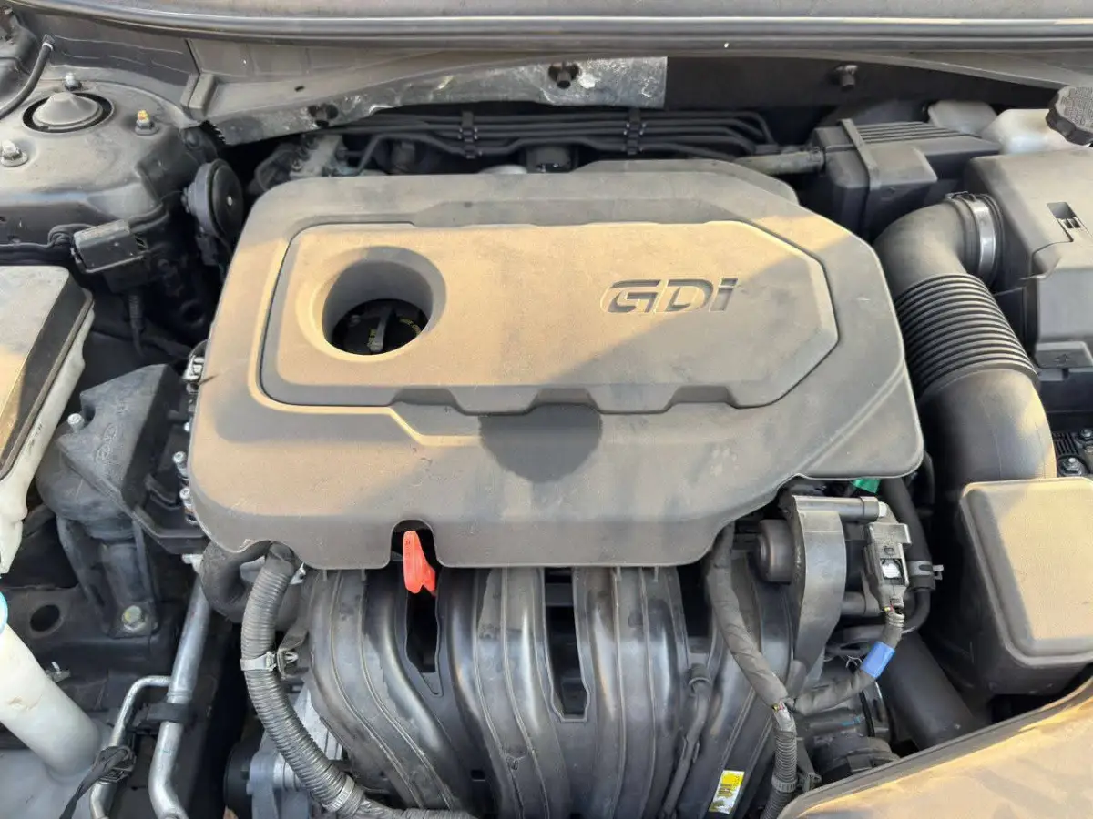 Hyundai sonata - Image 7