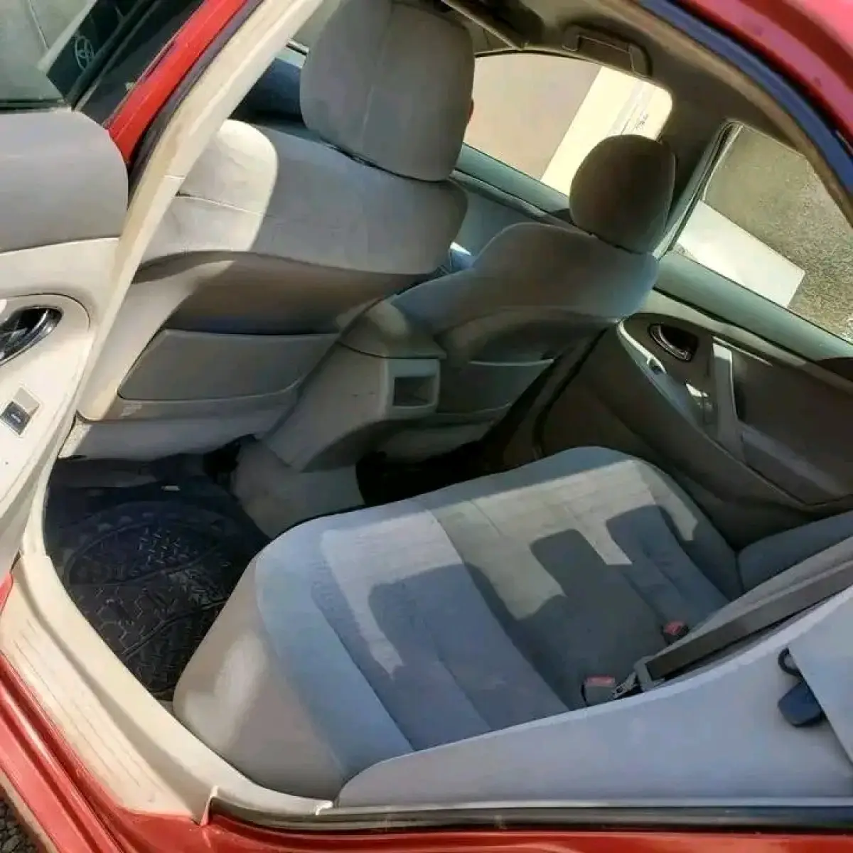 Foreign Used Toyota Venza - Image 5