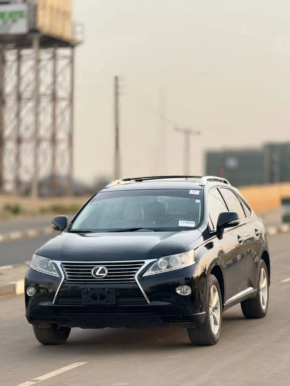 Foreign used Lexus Rx 350 - Image 3