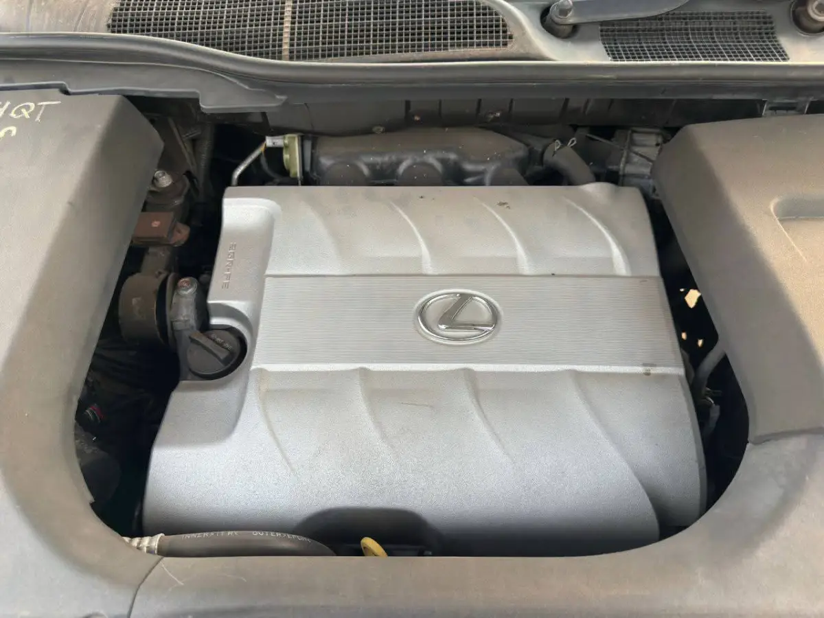 Foreign used Lexus Rx 350 - Image 6