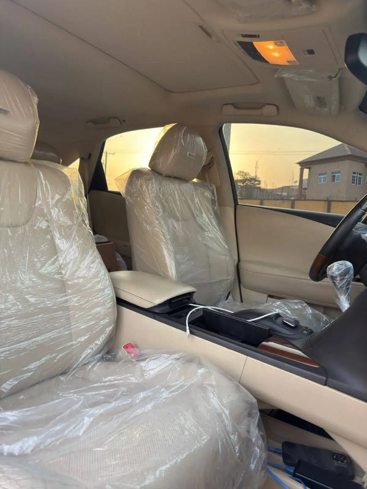 Foreign used Lexus Rx 350 - Image 7