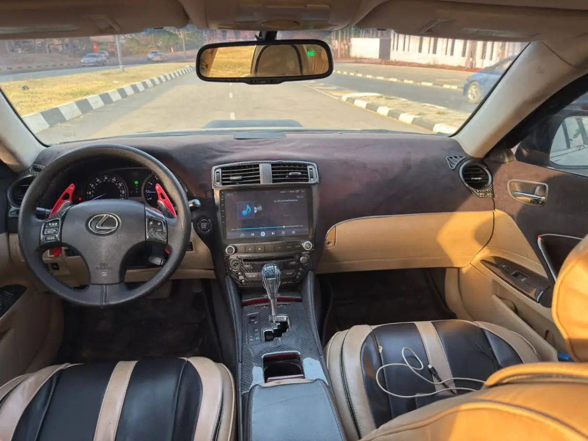 Foreign used Lexus is 250 - Image 6