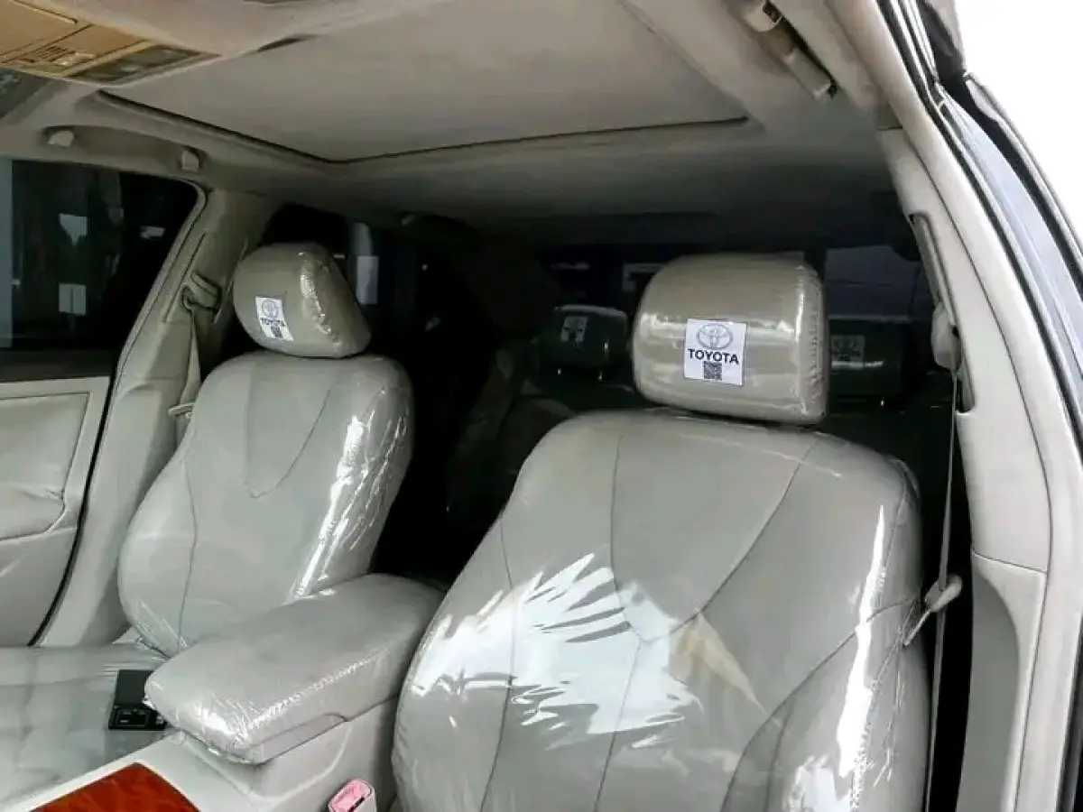 2005 Toyota Highlander - Image 6