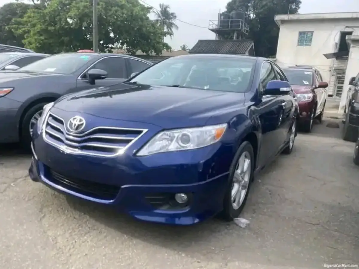 2007 Toyota Camry Musles Blue - Image 4