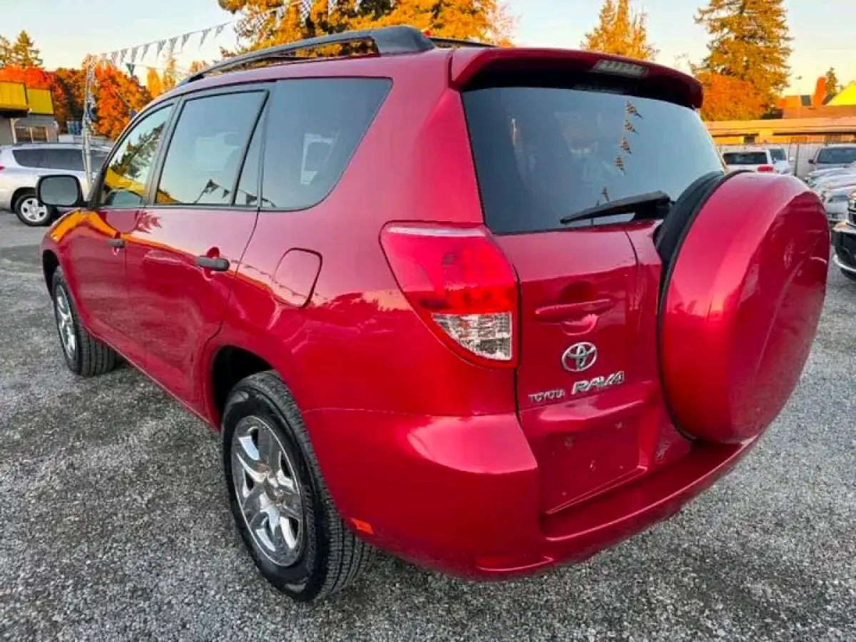 Toyota RAV4 Red - Image 4