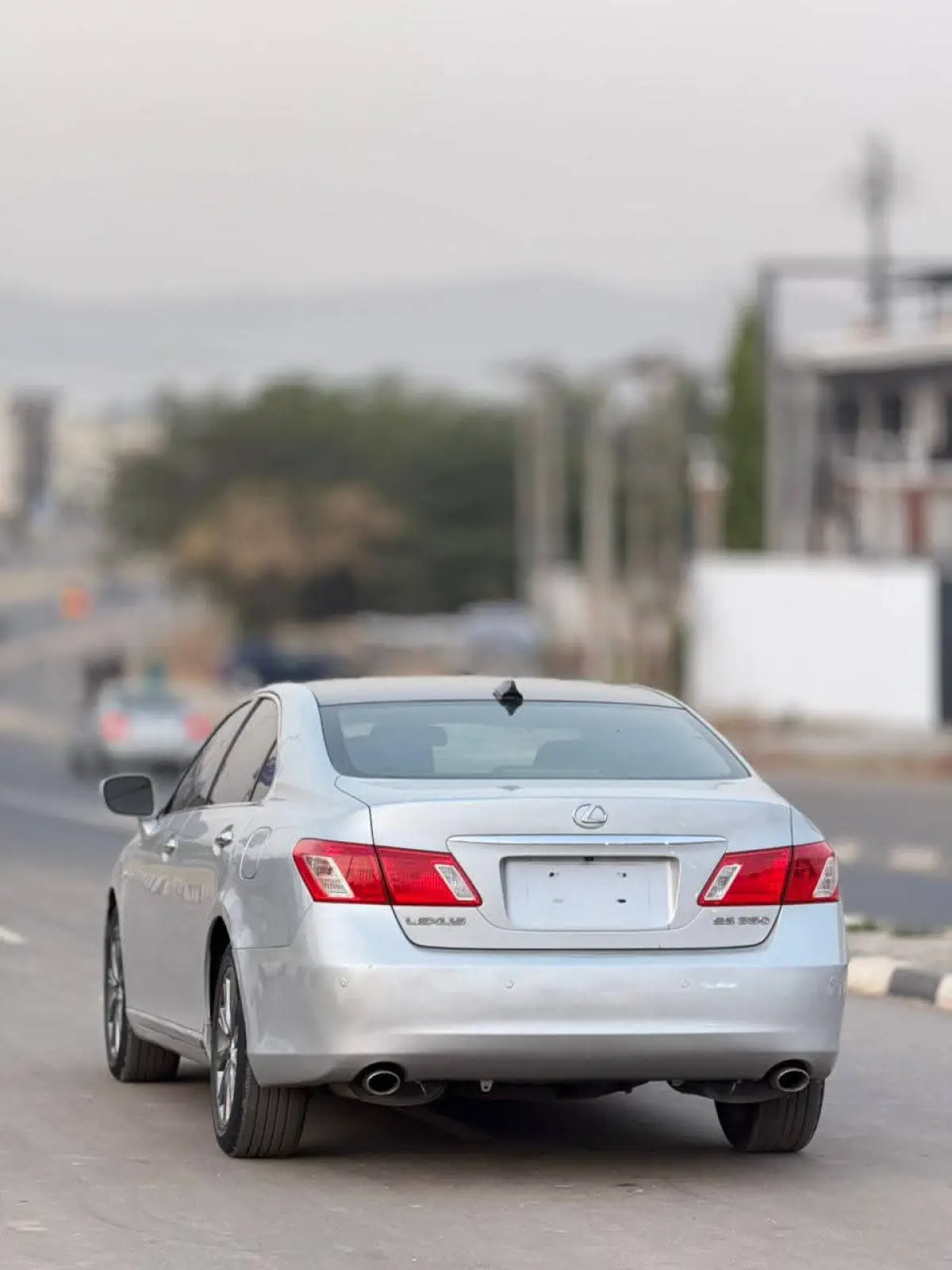 Foreign used Lexus Es 350 - Image 7