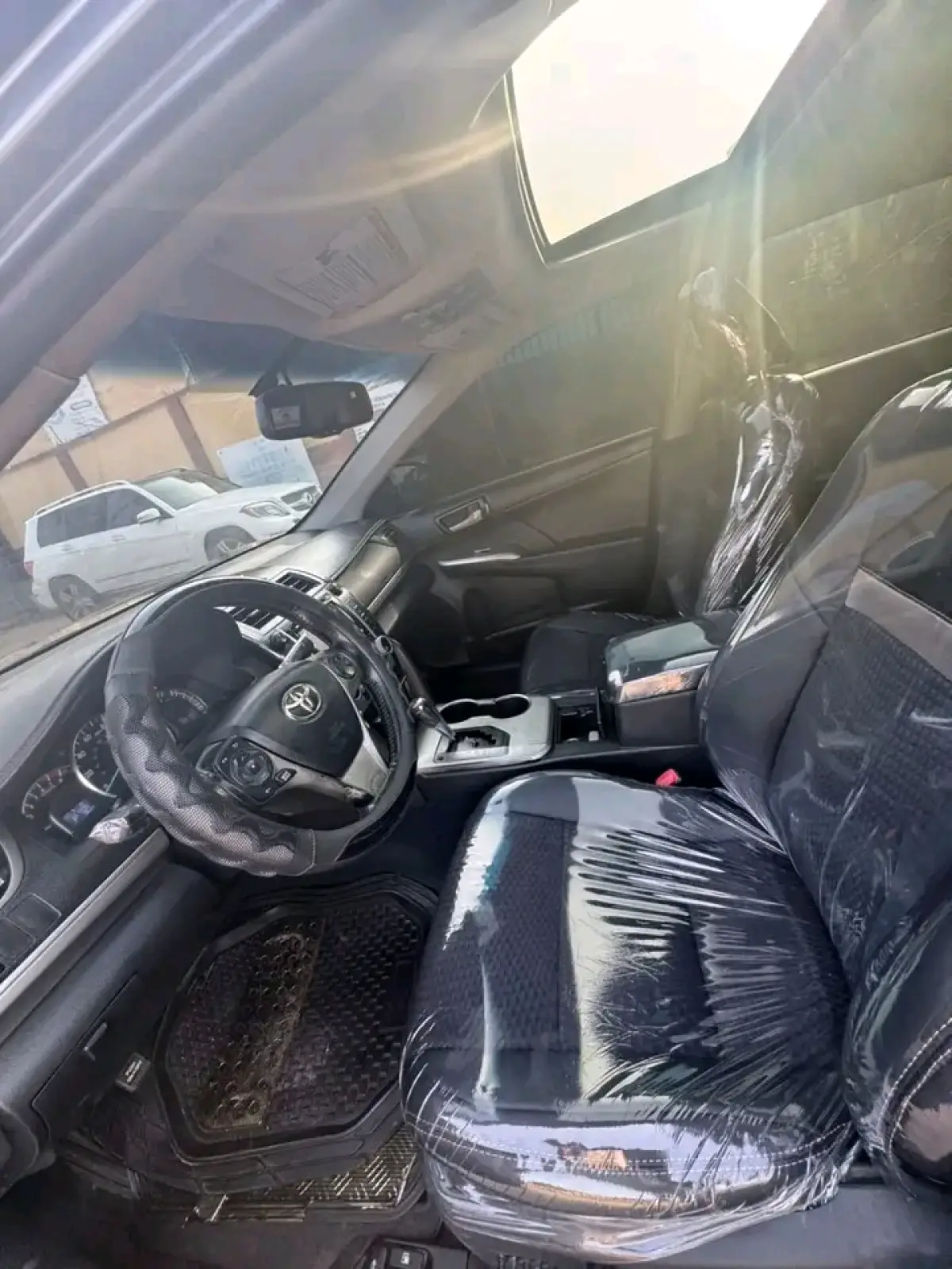 2012 Toyota Camry - Image 6