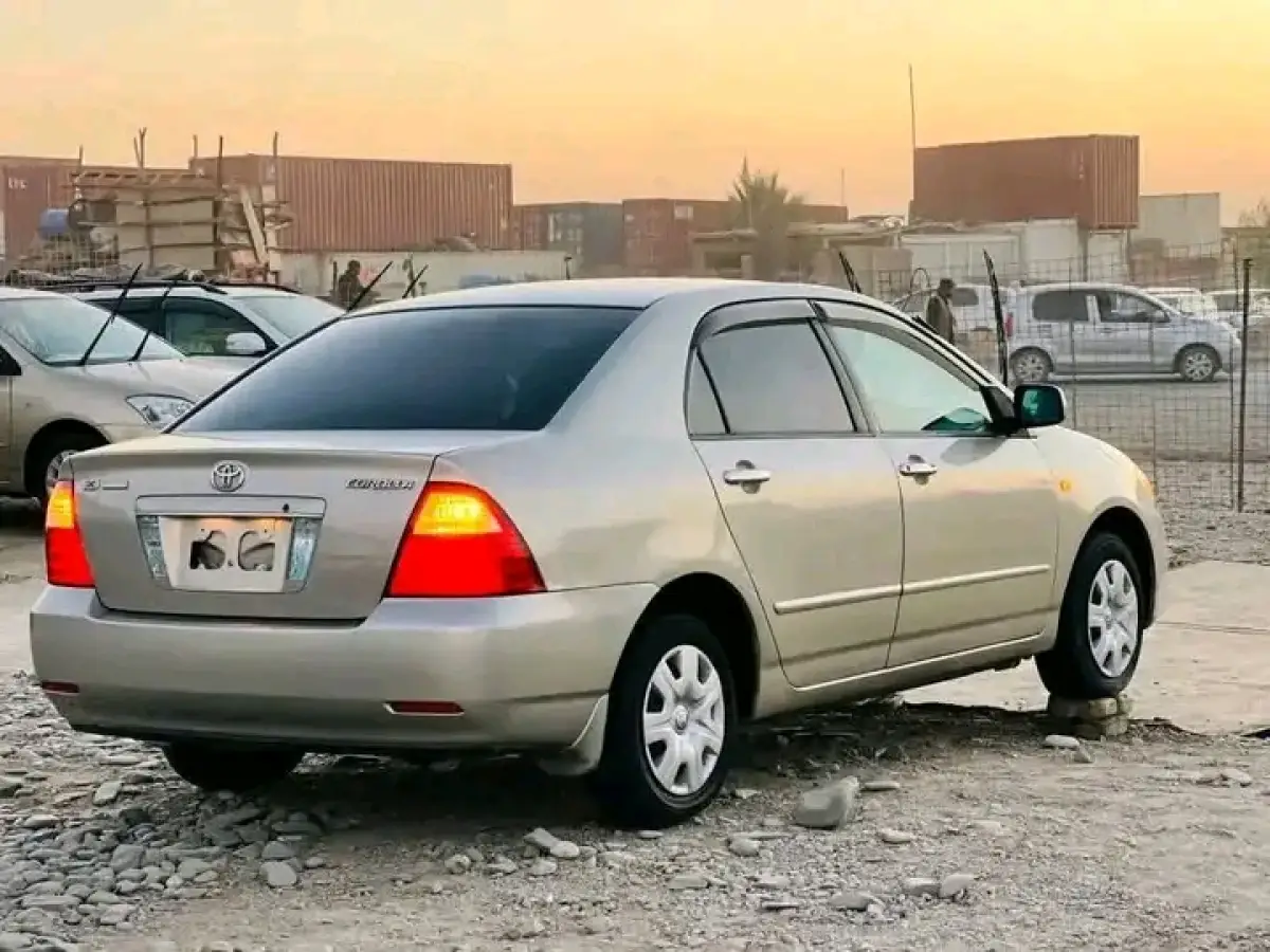 2004 Toyota Corolla Gray - Image 2