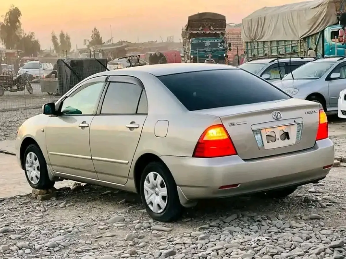 2004 Toyota Corolla Gray - Image 3
