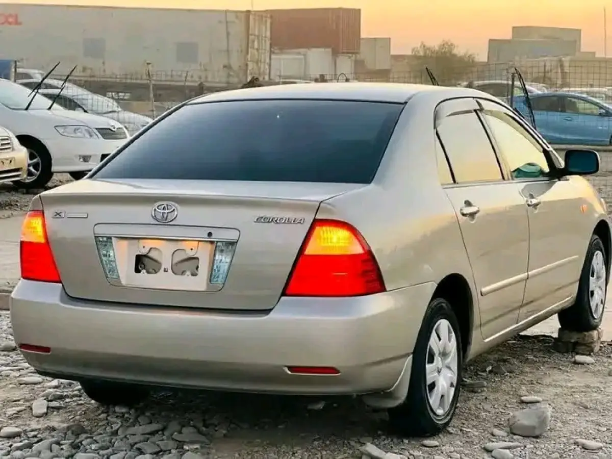 2004 Toyota Corolla Gray - Image 4