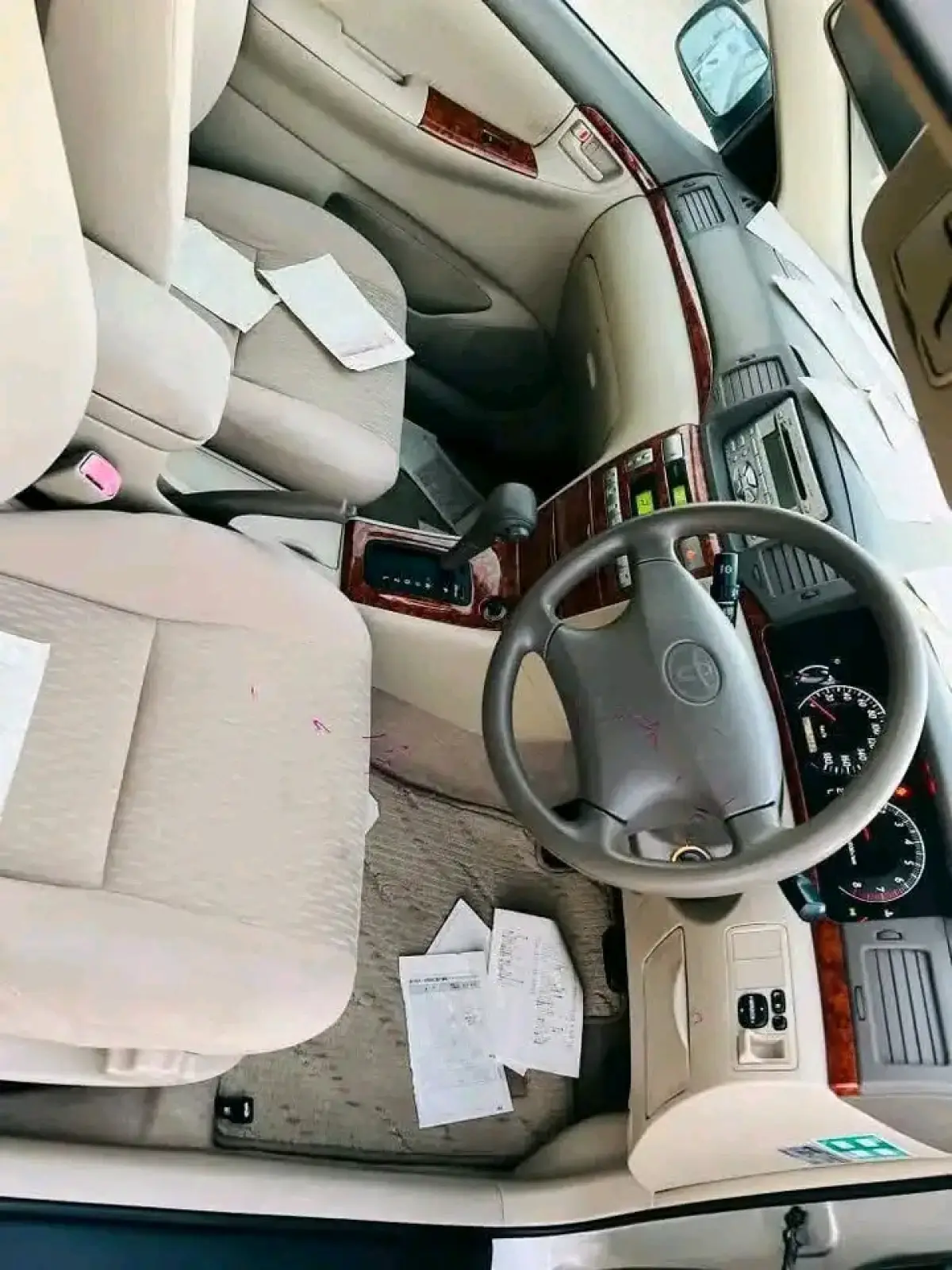 2004 Toyota Corolla Gray - Image 5