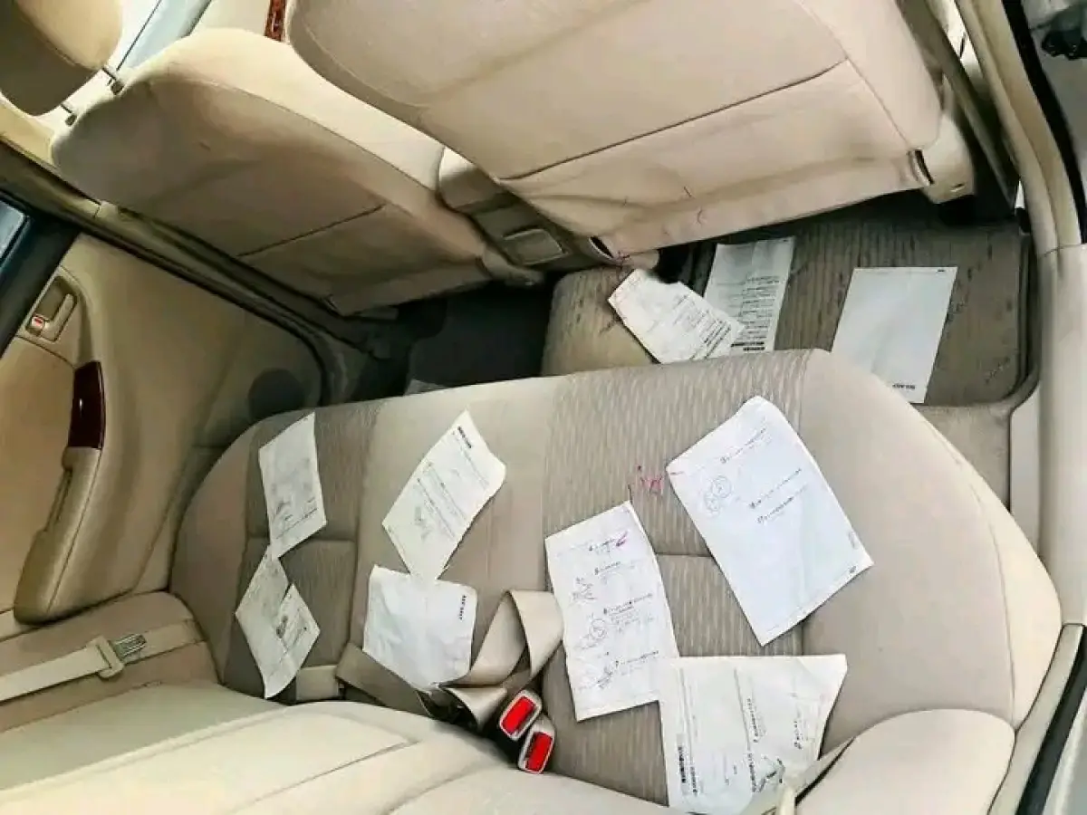 2004 Toyota Corolla Gray - Image 6