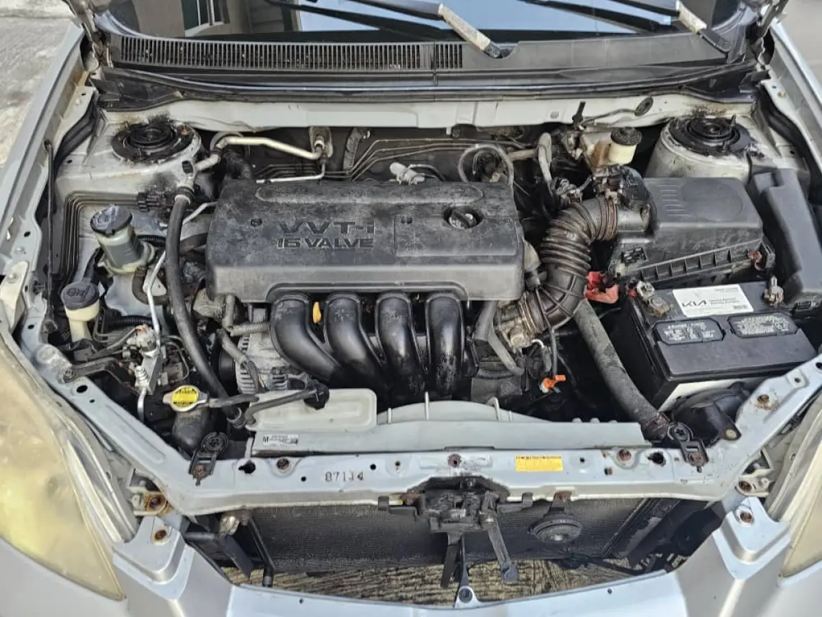 Toyota matrix for sale 2004 - Image 4