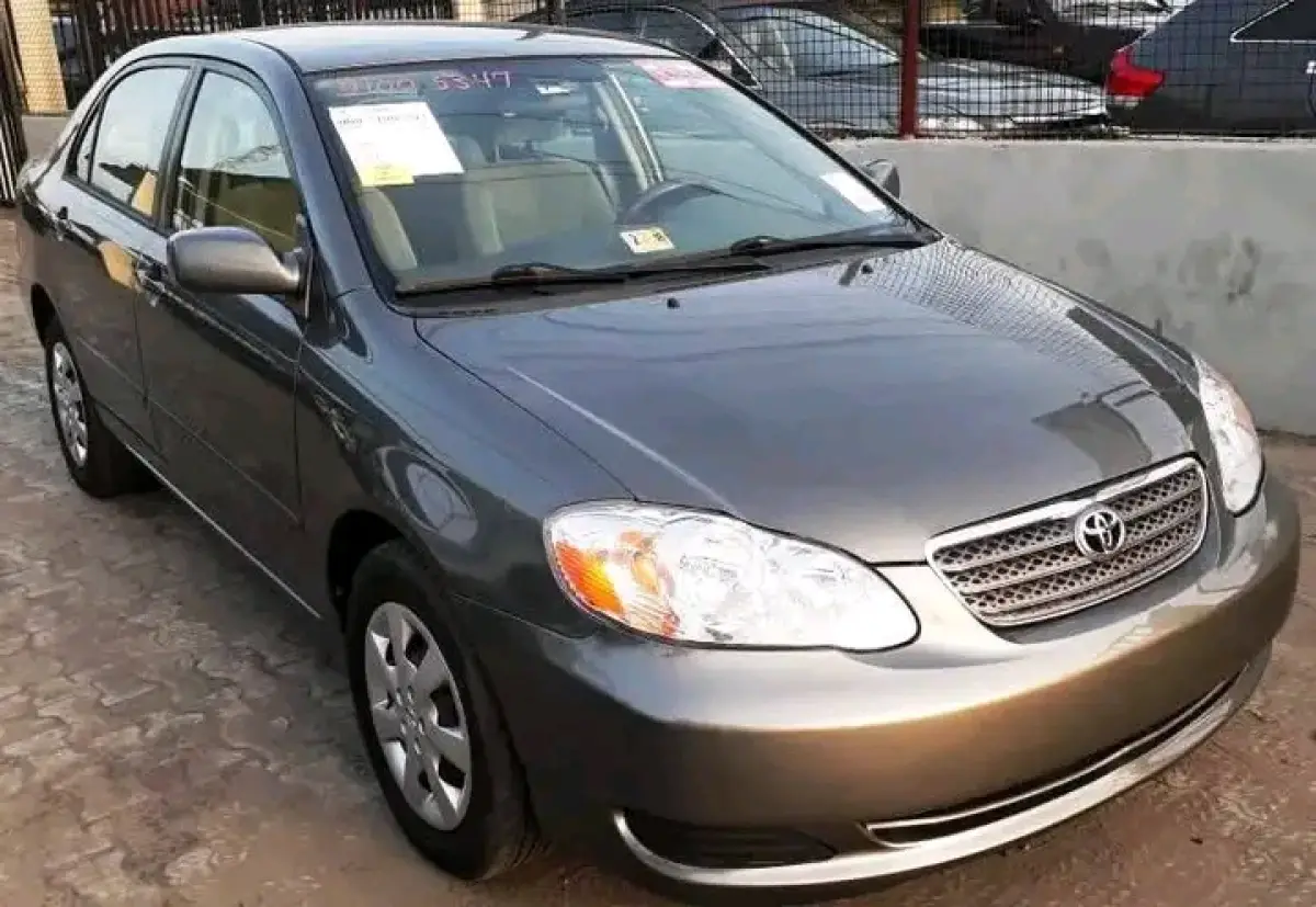 2007 Toyota Corolla LE - Image 7