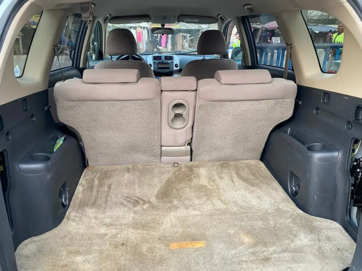 Toyota RAV4 hybrid for sale 2008 - Image 12