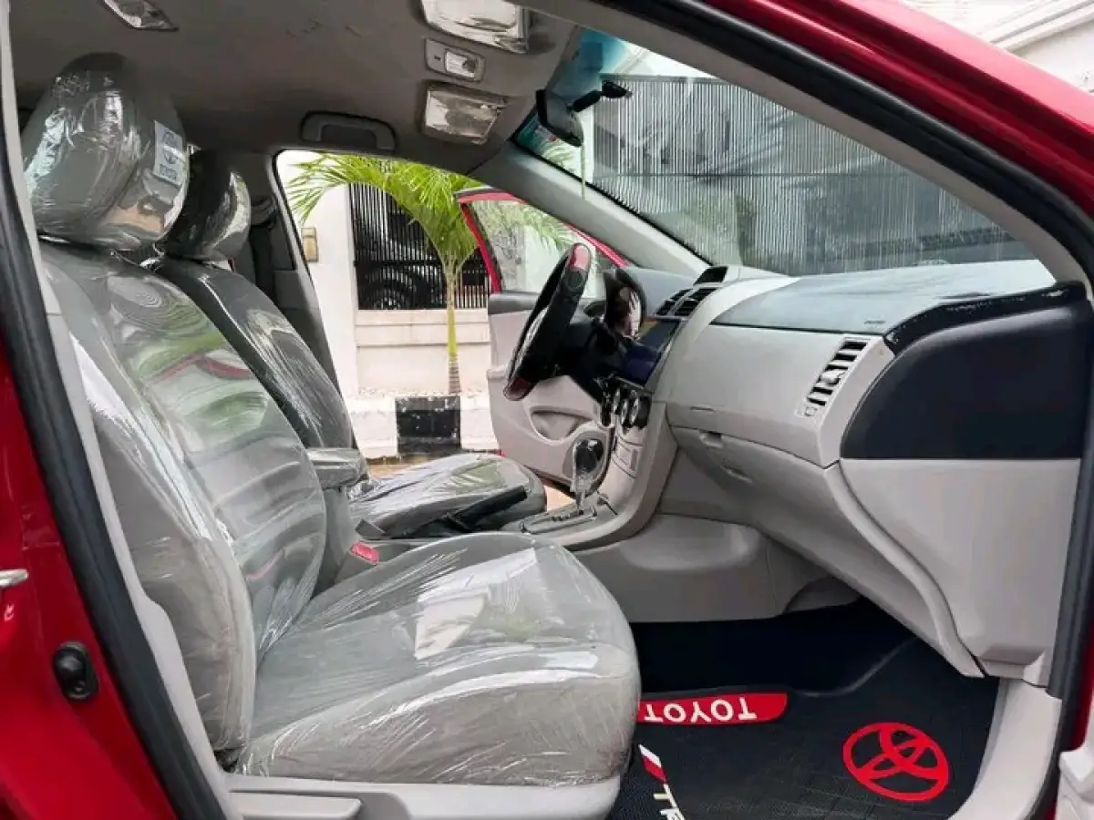 2013 Toyota Corolla Limited Edition - Image 8