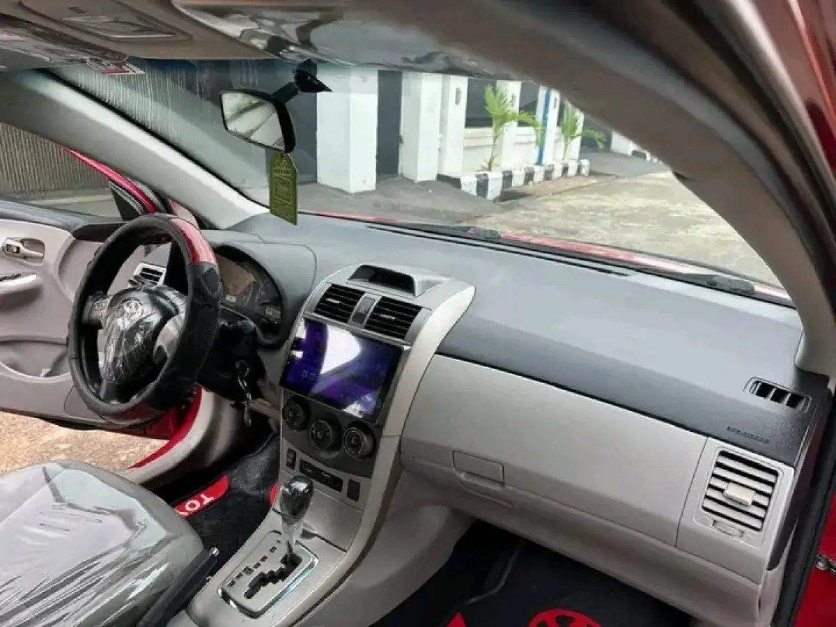 2013 Toyota Corolla Limited Edition - Image 9