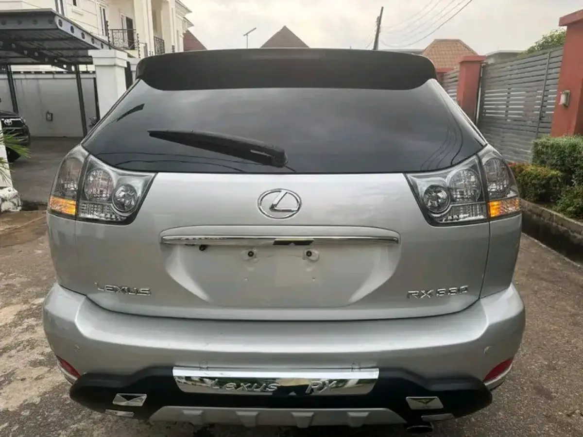 2005 Lexus RX 330 - Image 7