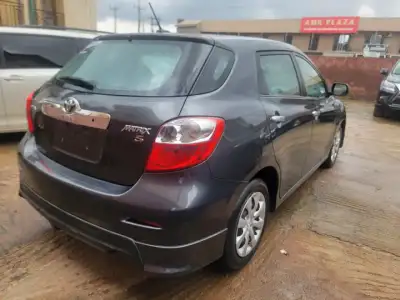 Toyota matrix for sale 2009