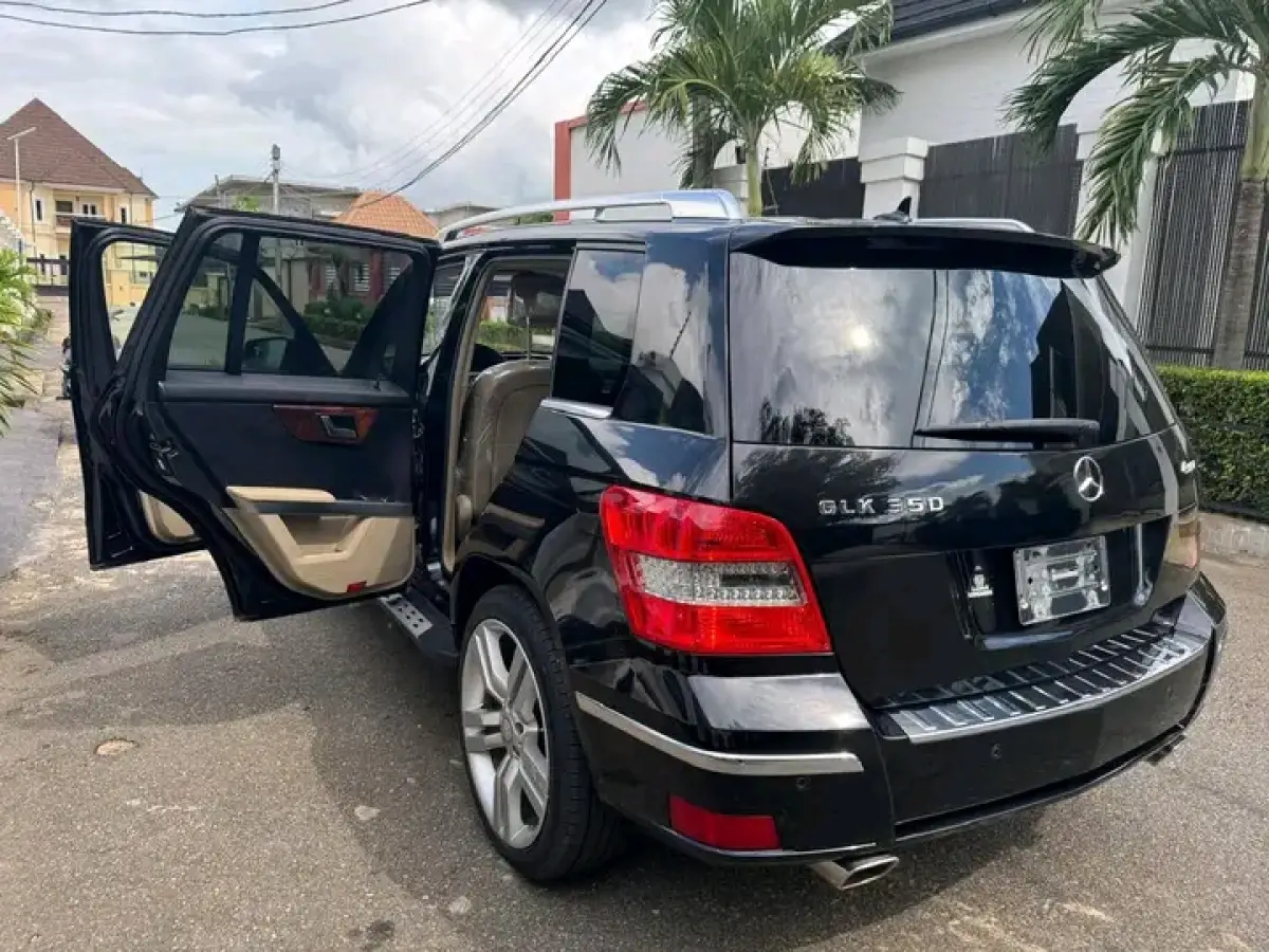 2012 Mercedes Benz GLK 350 4Matic - Image 5