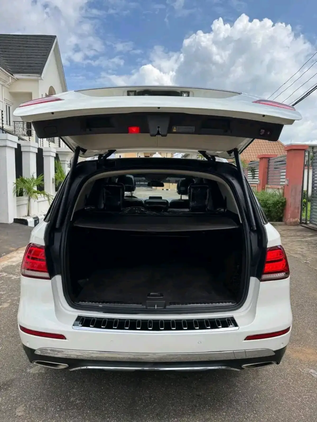 FOREIGN USED MERCEDES BENZ GLE 2016 - Image 11