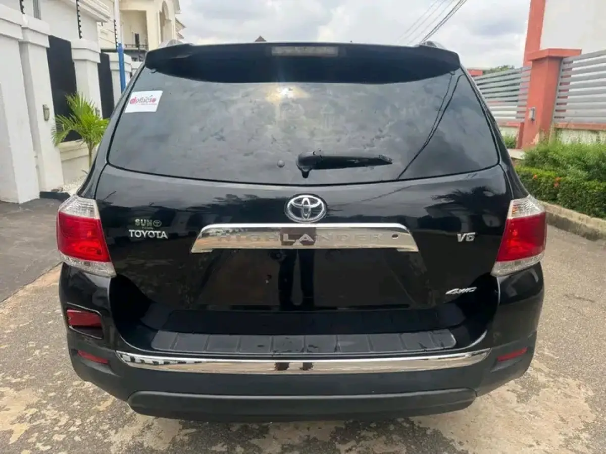 2009 Toyota Highlander Sport Edition - Image 10