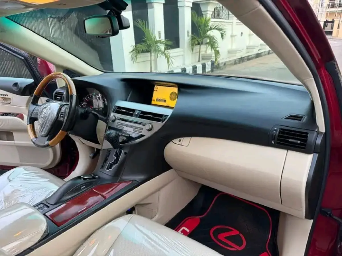 Foreign Used Lexus RX 350 2011 - Image 11