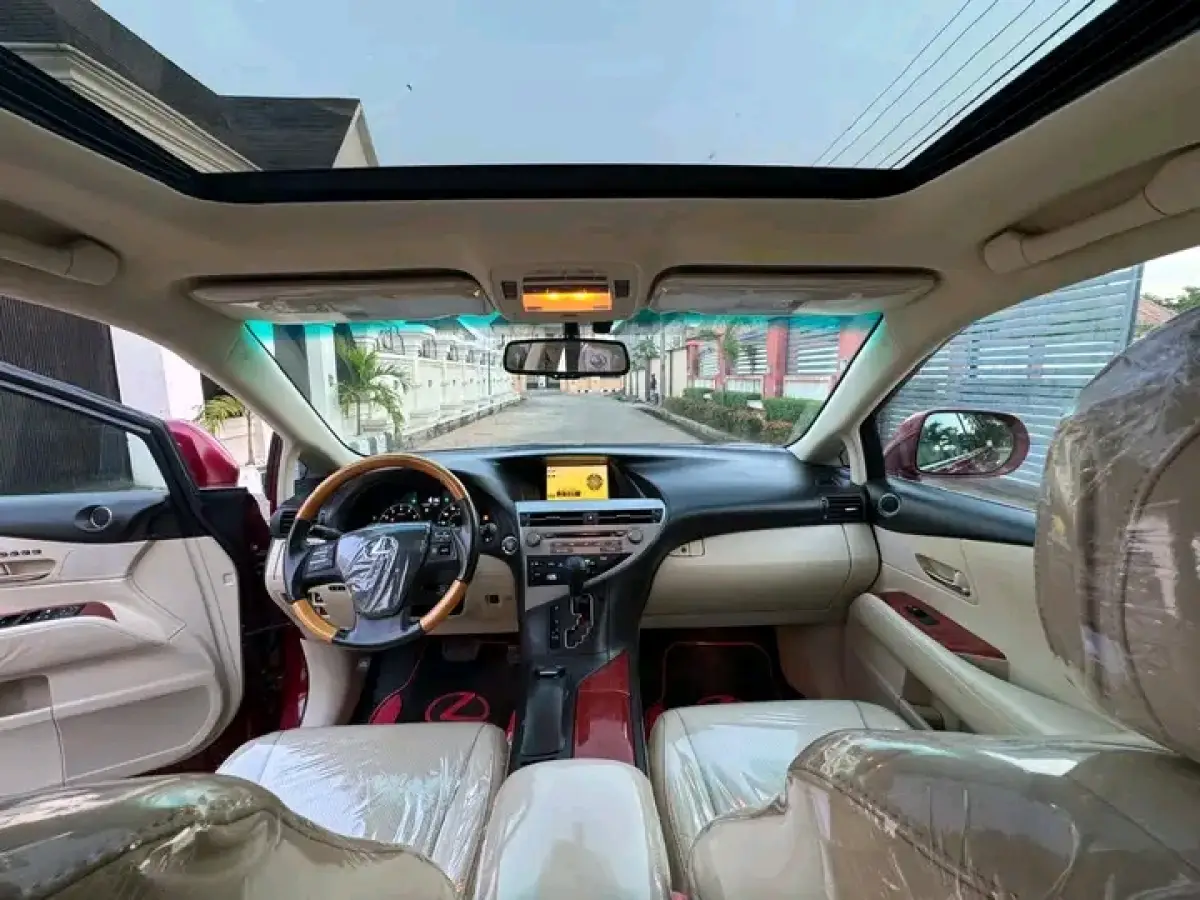 Foreign Used Lexus RX 350 2011 - Image 12