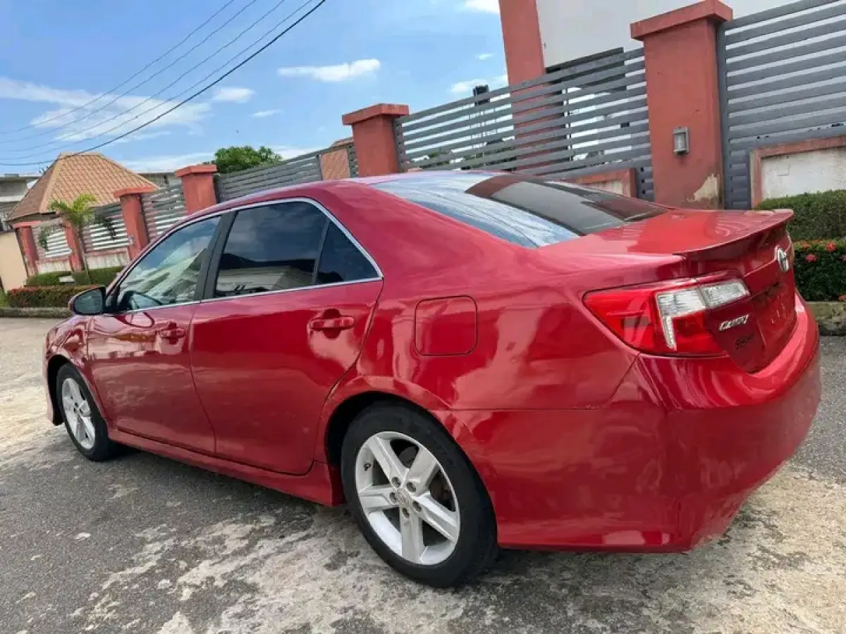 2012 TOYOTA CAMRY SE (4PLUGS) - Image 5