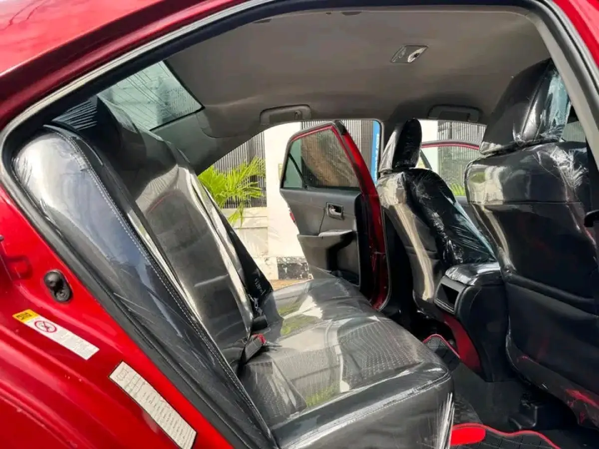 2012 TOYOTA CAMRY SE (4PLUGS) - Image 6