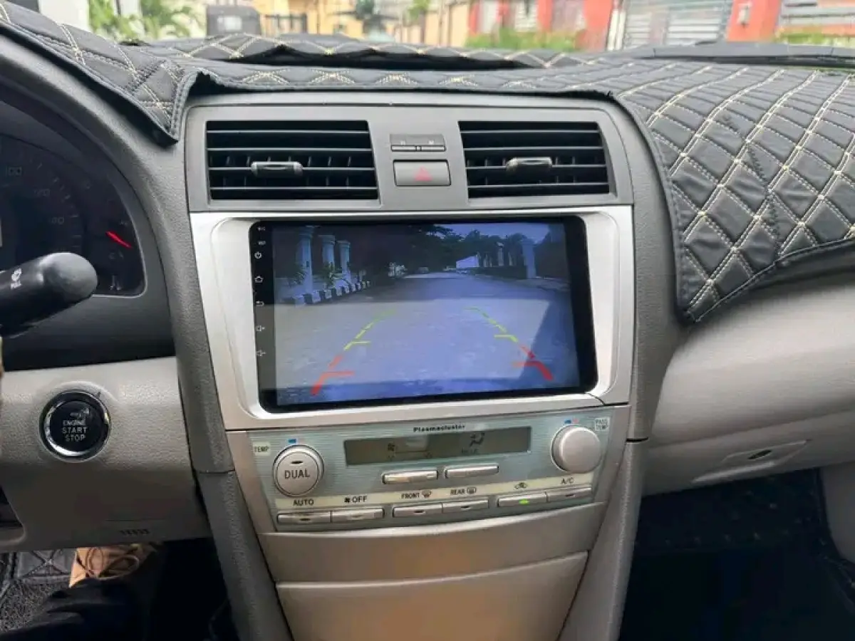 2008 TOYOTA CAMRY V6 XLE - Image 8