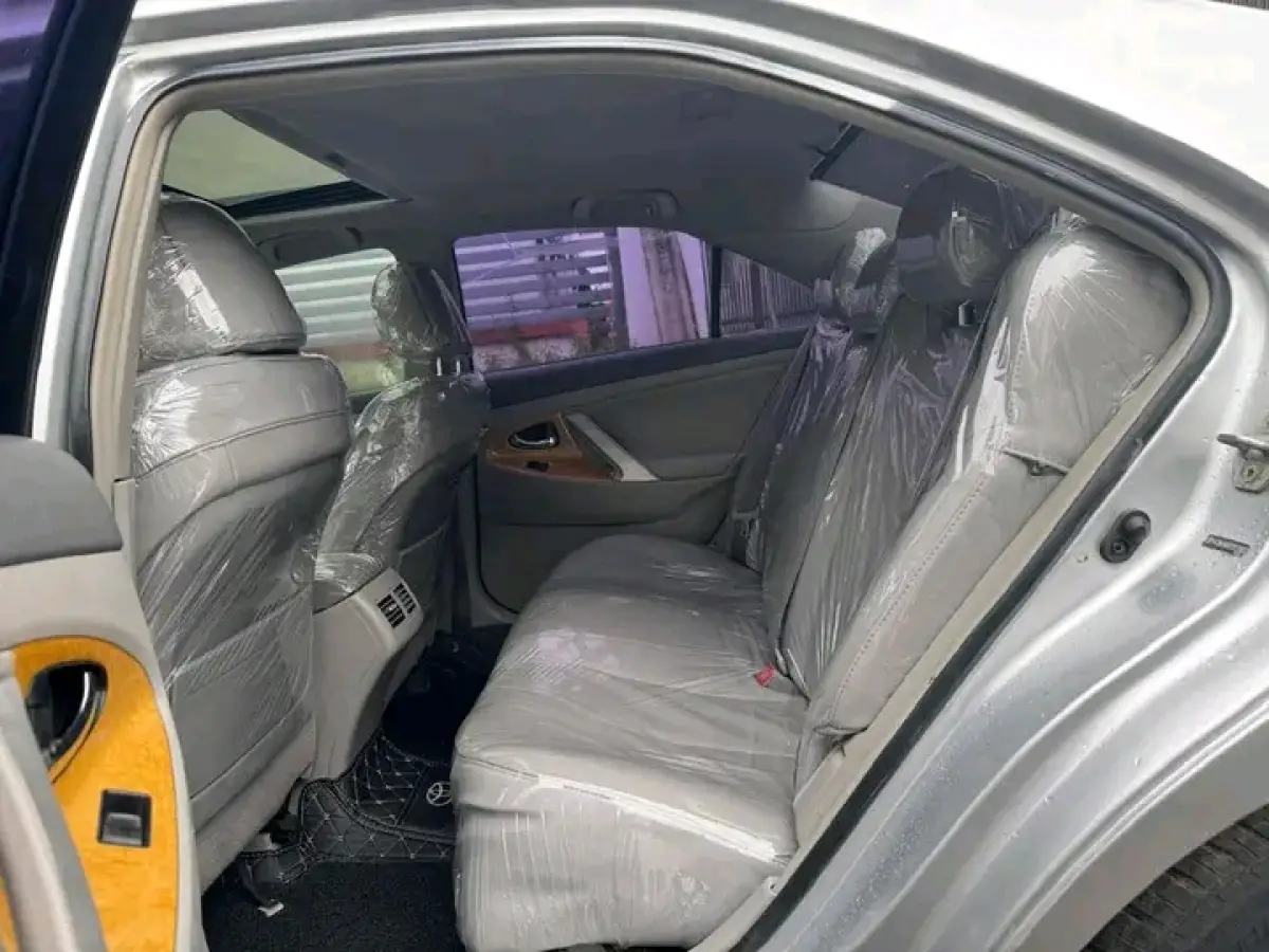 2008 TOYOTA CAMRY V6 XLE - Image 10