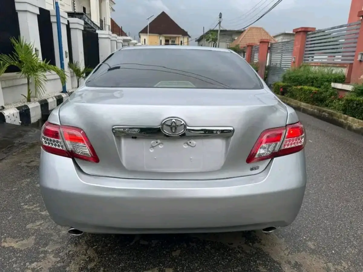 2008 TOYOTA CAMRY V6 XLE - Image 12