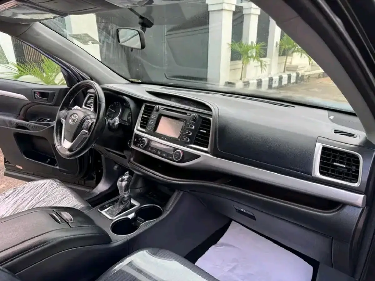 2014 TOYOTA HIGHLANDER LIMITED EDITION - Image 9