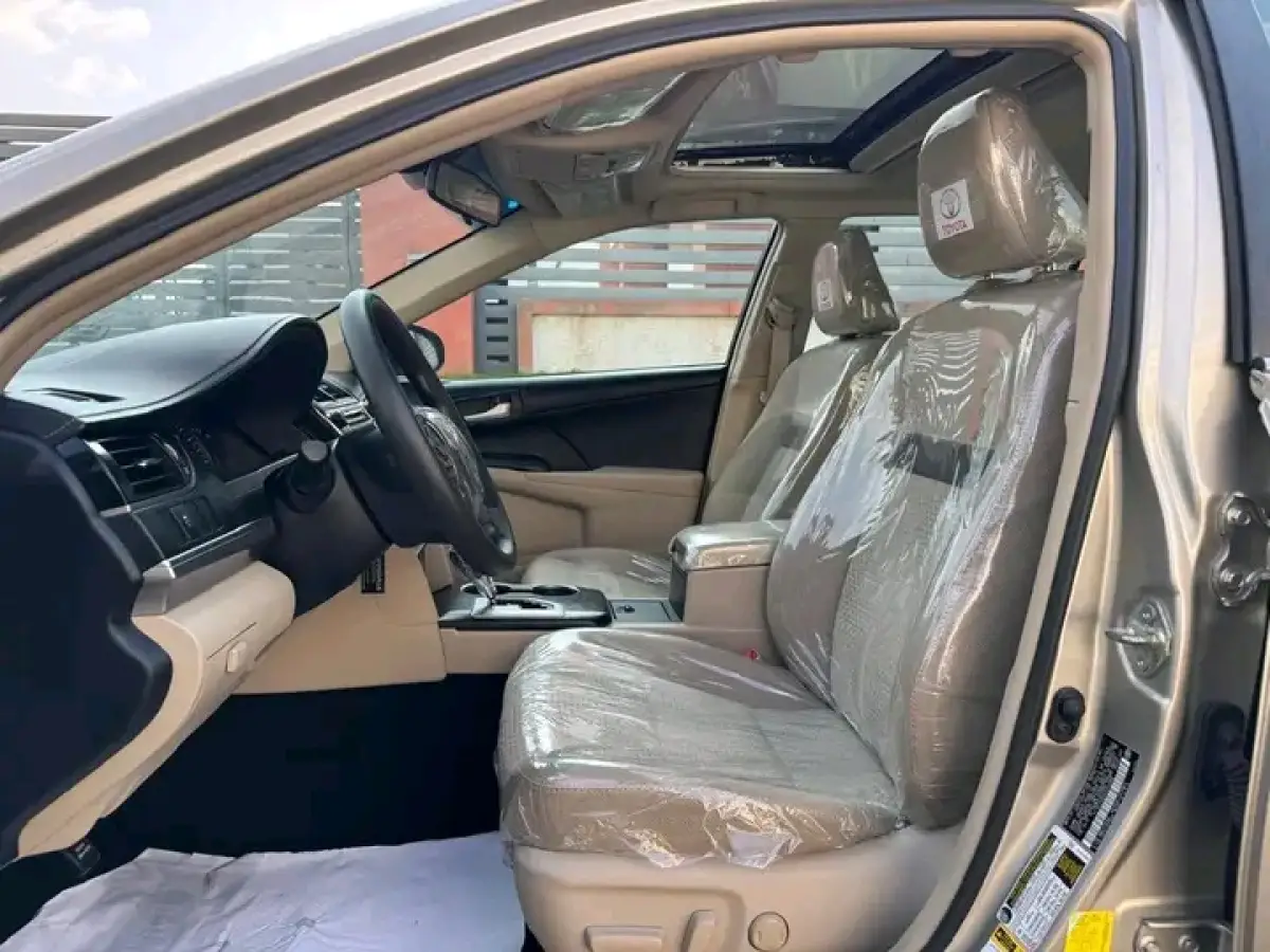 2014 TOYOTA CAMRY LE FOREIGN USED - Image 6