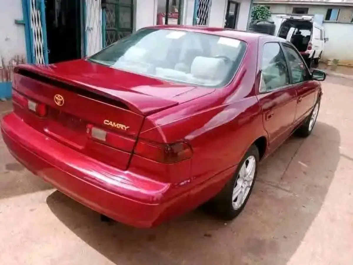 Foreign used Toyota Camry pencil - Image 2