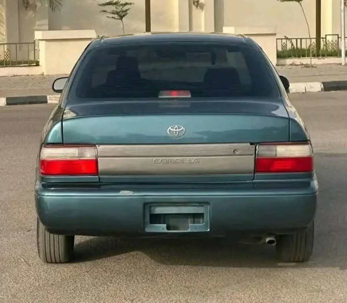 1999 Toyota Corolla - Image 2