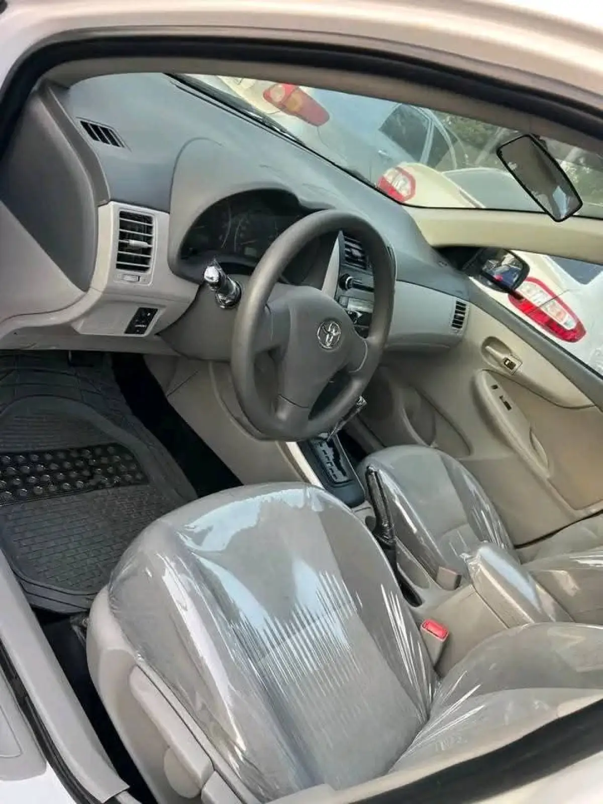 Foreign used Toyota Corolla 2009 - Image 9