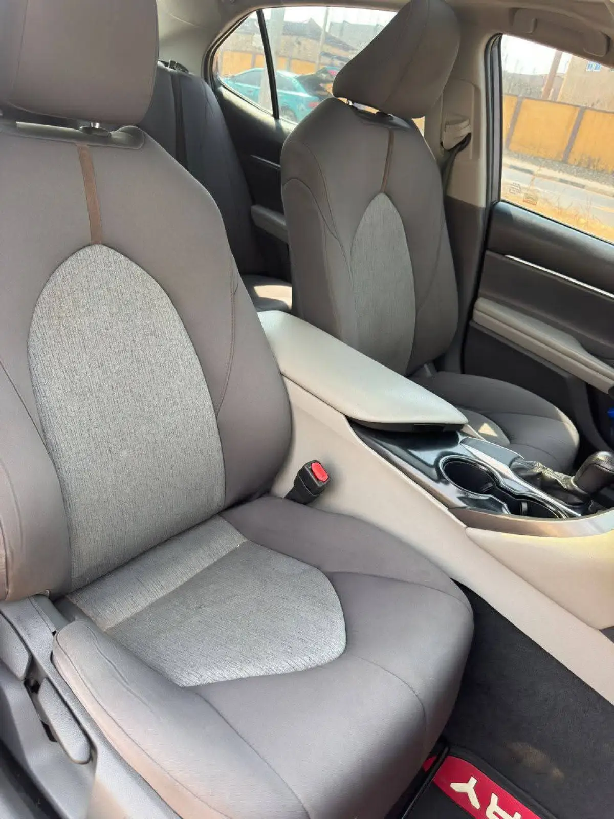 Toyota Camry 2019 - Image 7