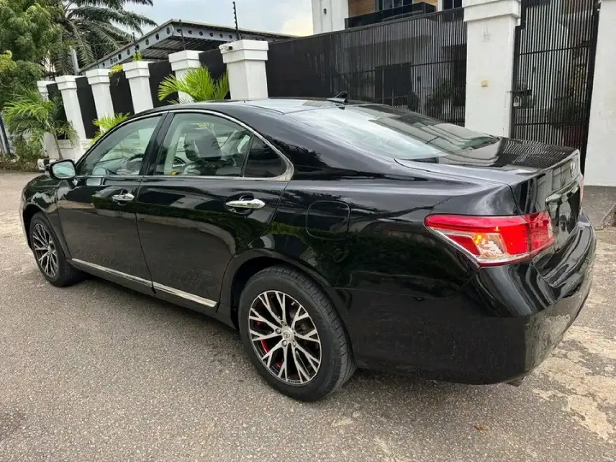 Lexus ES 350 Foreign Used - Image 7