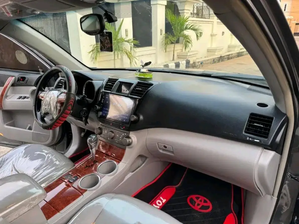 2008 Toyota Highlander Limited - Image 8