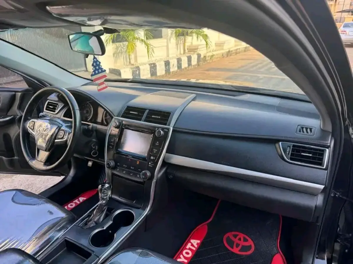 Toyota Camry 2016 Sport - Image 10