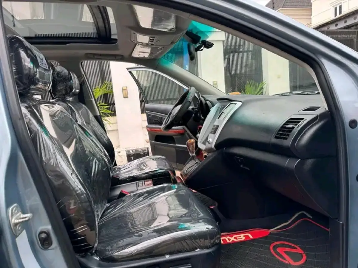 2005 Foreign Used Lexus RX 330 - Image 8