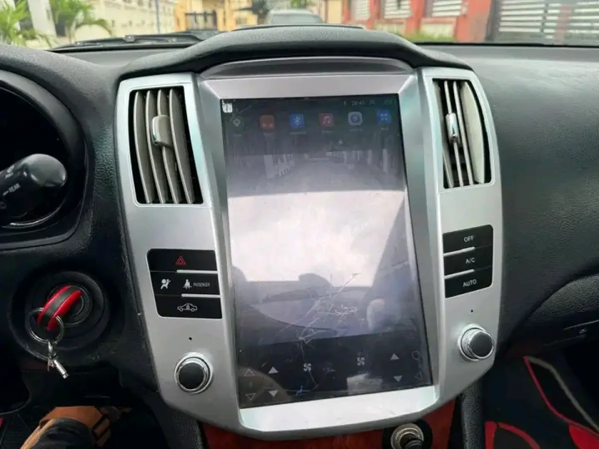 2005 Foreign Used Lexus RX 330 - Image 11