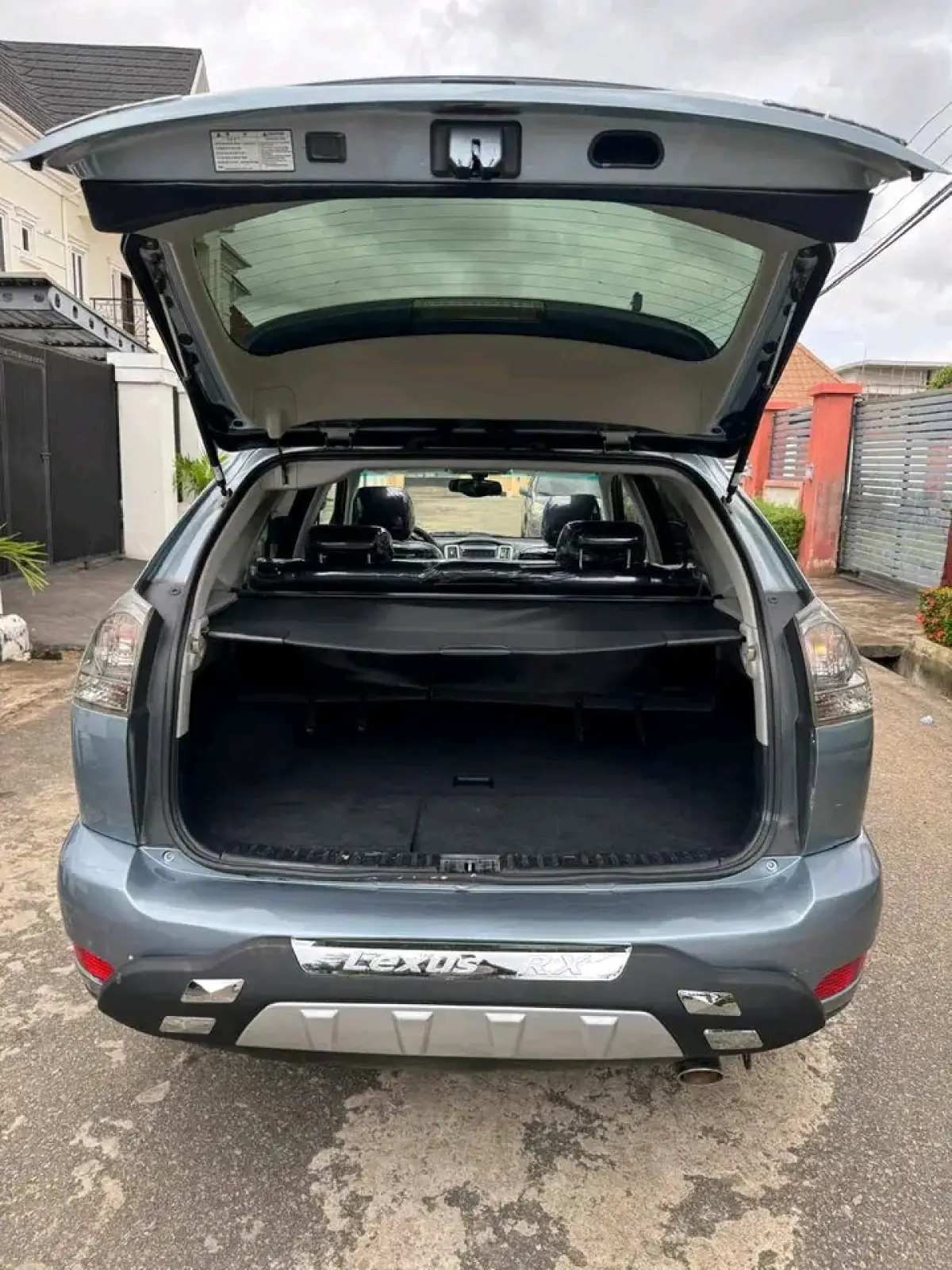 2005 Foreign Used Lexus RX 330 - Image 14