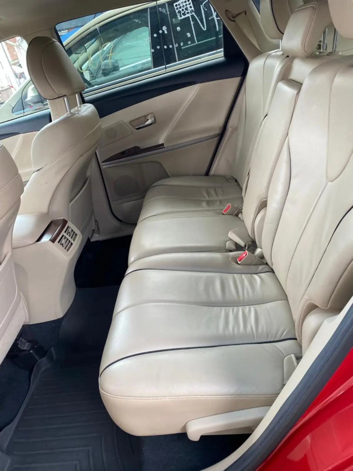 Toyota venza - Image 5